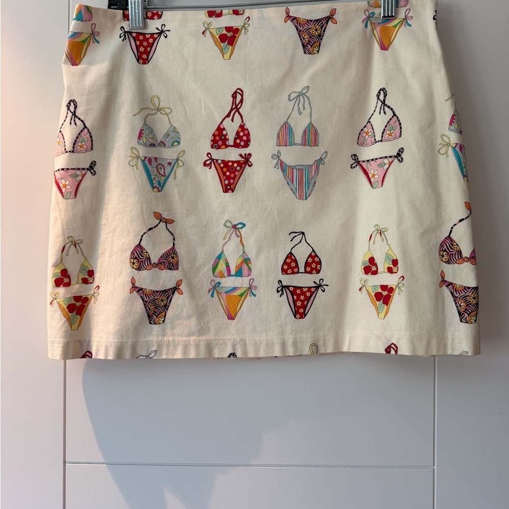 Cream Mini Skirt with Colorful Bikini Print